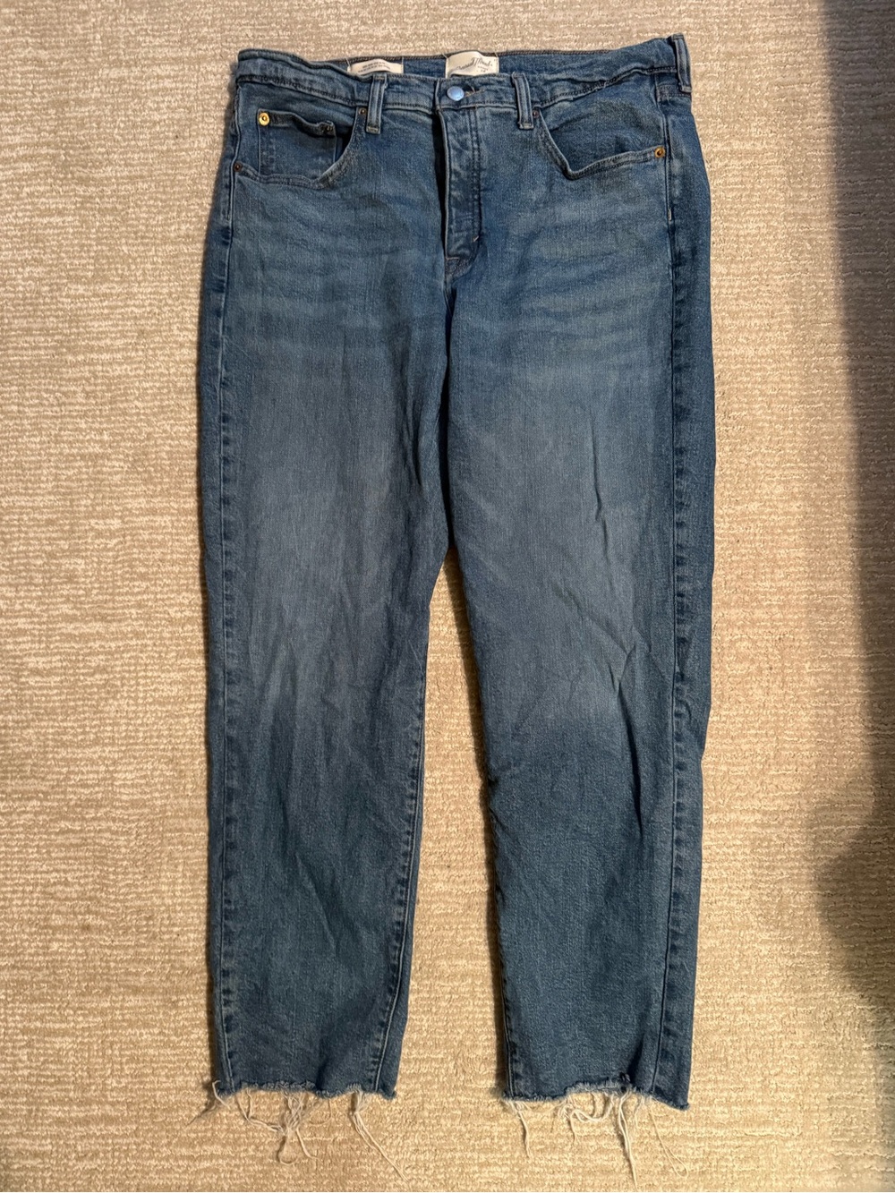 Universal thread mid rise slim